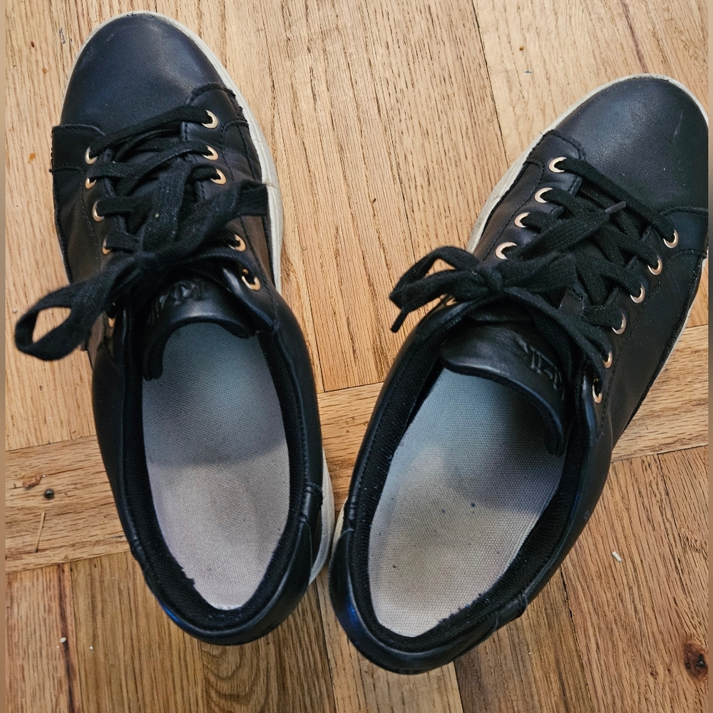 Kizik Vegas Black W10